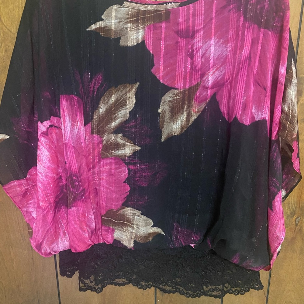Zac & Rachel Pink Floral Blouse with Black Lace Hem